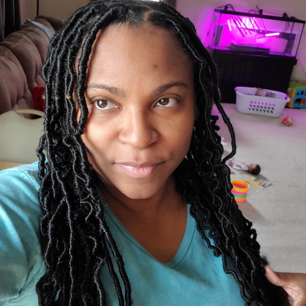 Meet your Posher, Me Me